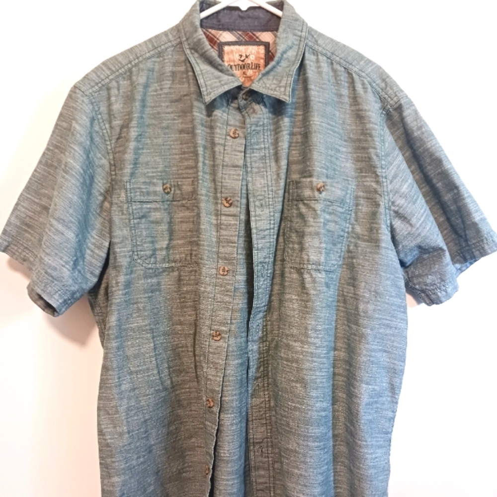 Men's, Outdoor Life, Green Button Down Short Sleeve Shirt. Size XL.